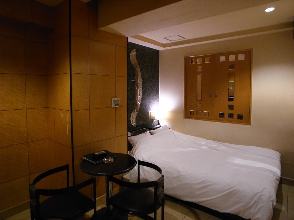 Hotel Rafaie (Adults Only) Tokio Kamer foto